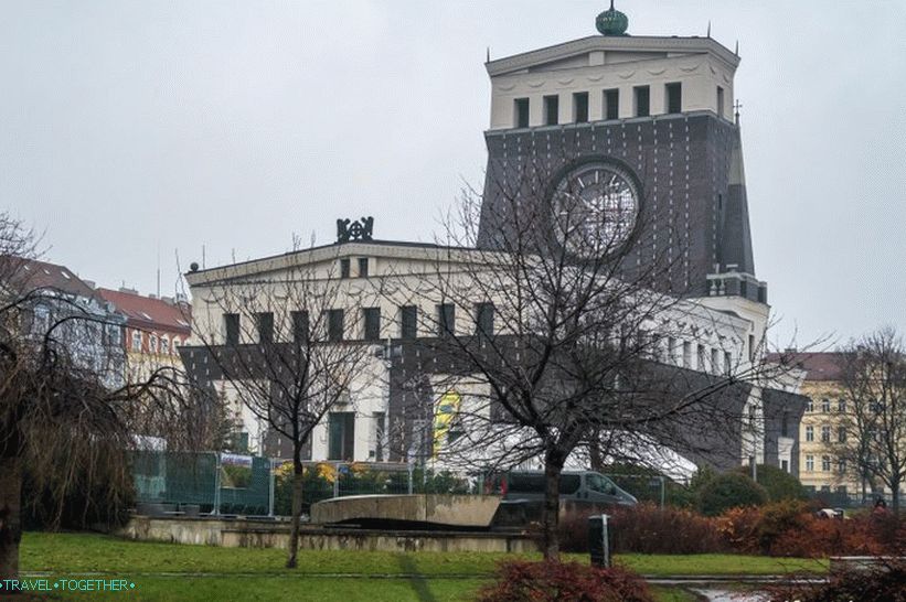 Црква Светог Срца Господњег у Виноградама
