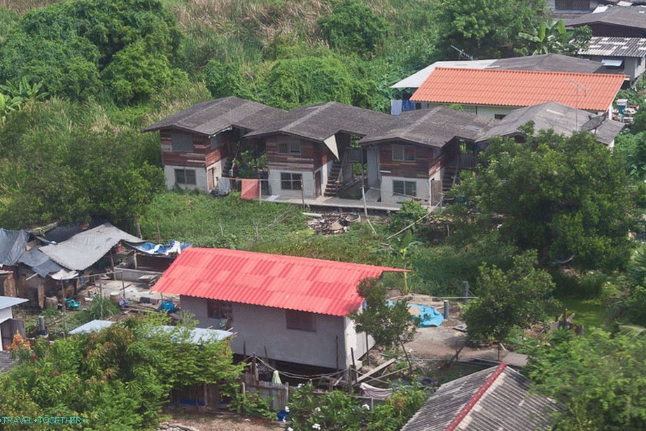 Непредвидљиве куће на периферији Бангкока