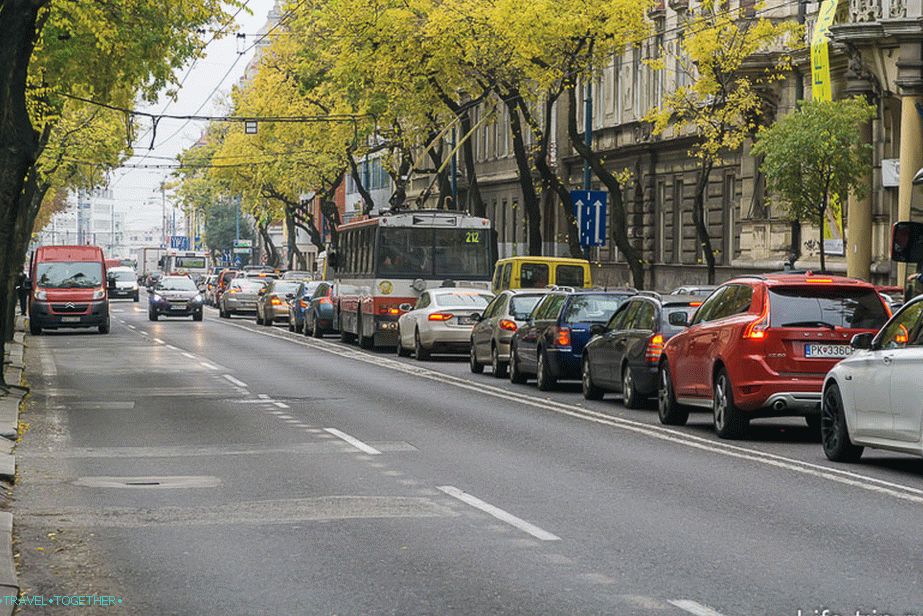 Па, шта није Москва?