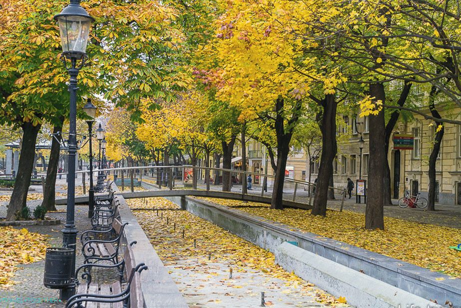 Јесенске улице у старом граду Братислави