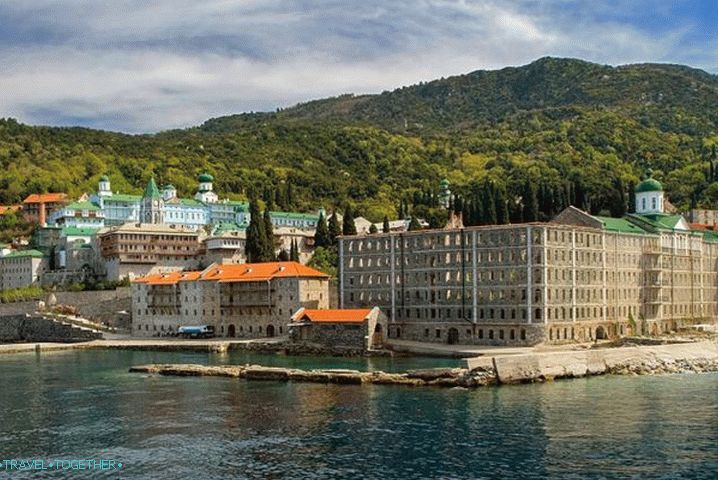 Халкидики, Манастир Св. Пантелејмона