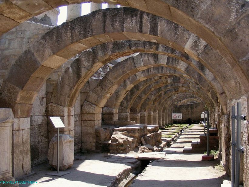 Агора 