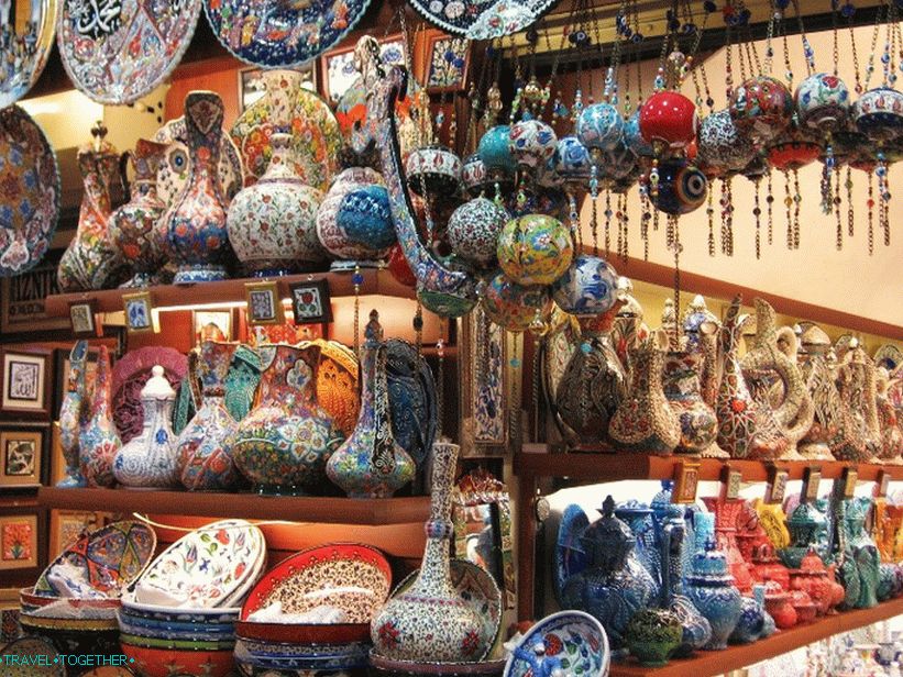 Кемералтı Базаар