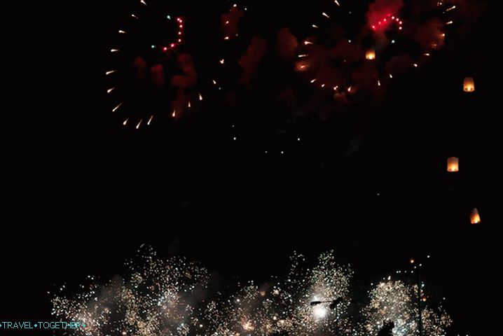 Нова година у Тајланду, фестивал ватромета