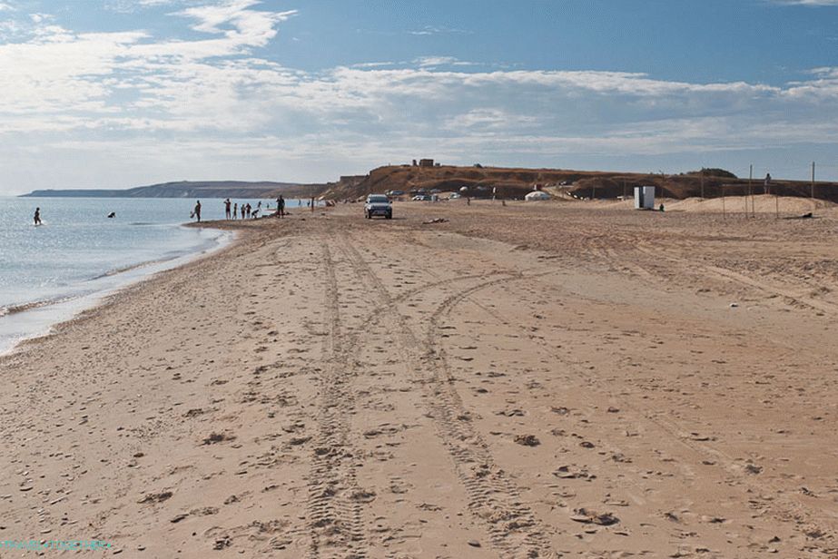 Камповање уз море