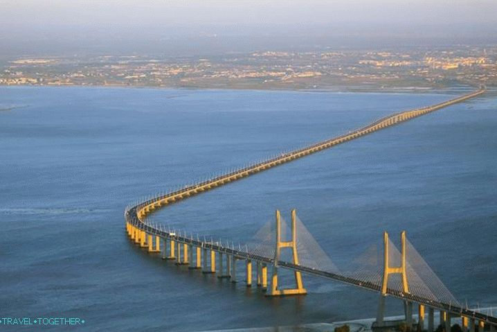 Португал, мост Васцо да Гама, најдужи у Европи