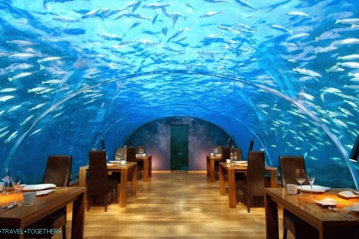 Малдиви, подводни ресторан Итхаа