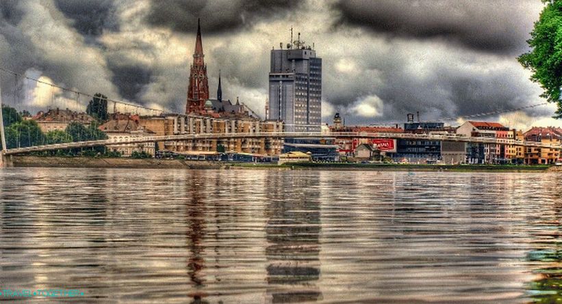 Пешачки мост преко Драве