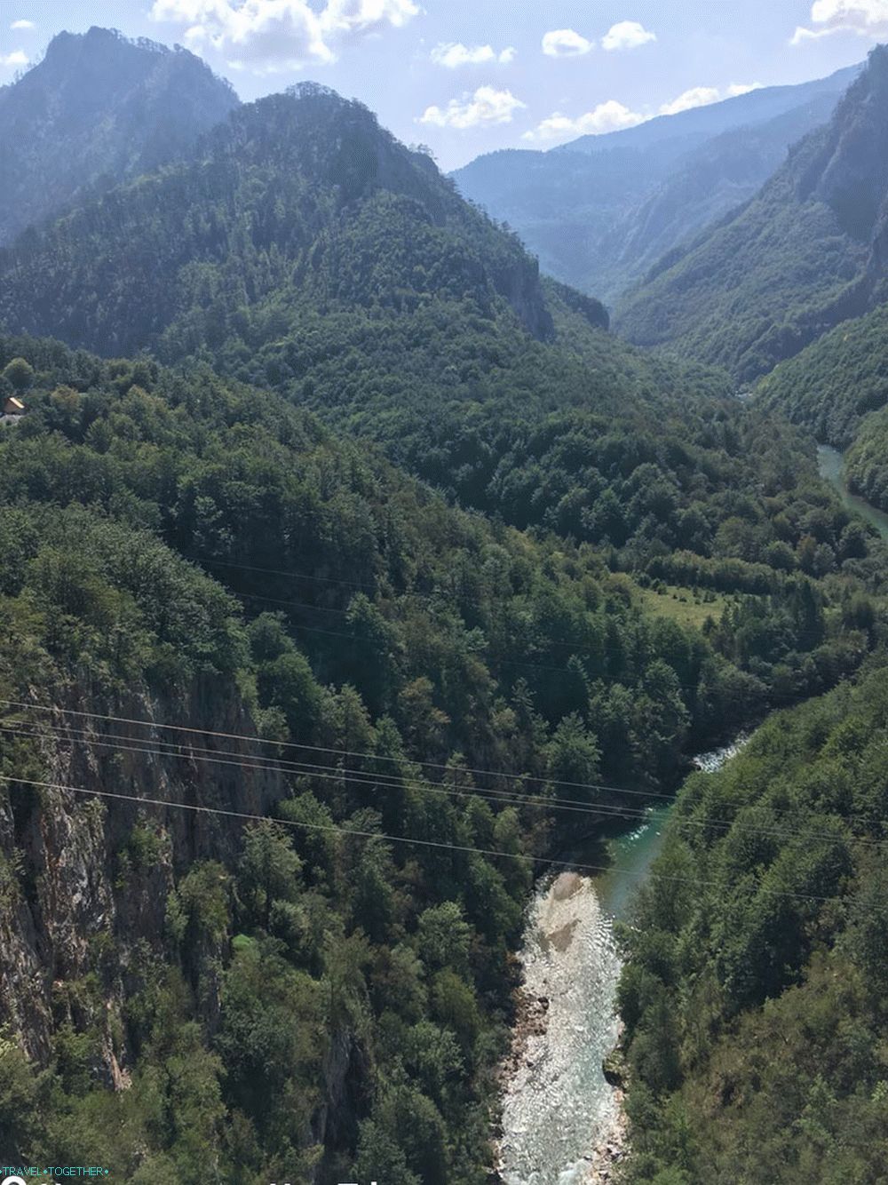 Природа Црне Горе, планинска река