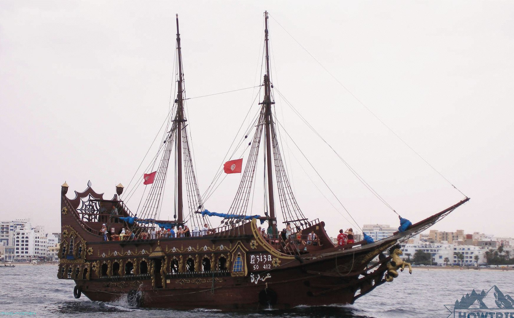 Брод у Тунису
