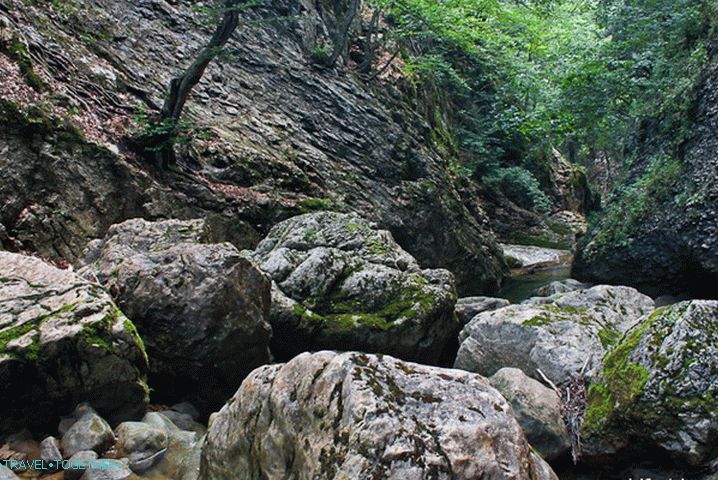 Велики кањон Крим. Унутра.