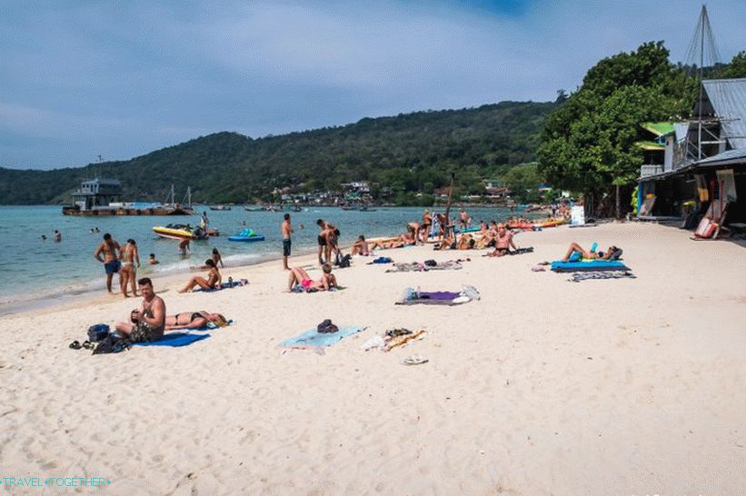 Плажа Ло Далум на острву Пхи Пхи Дон је најдужа, али не и најбоља