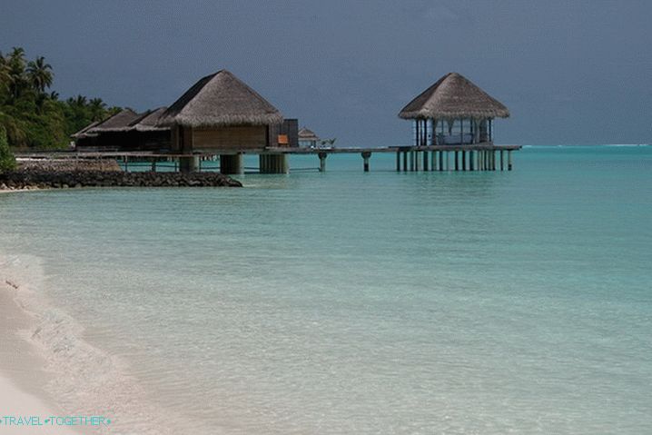 Море. Малдиви.