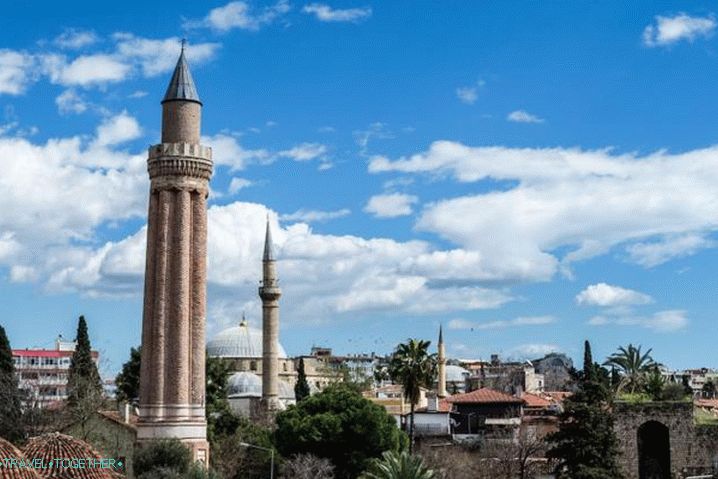 Анталија, Минарет Иивли