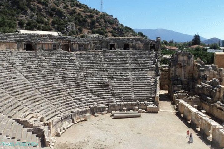 Турска страна антикног амфитеатра