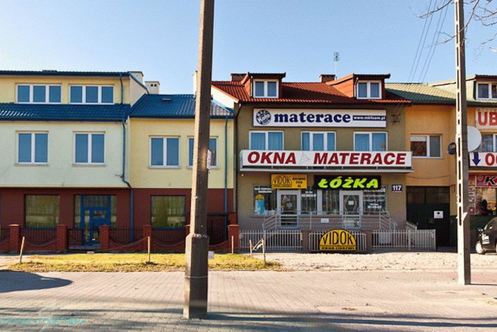 Пољски је прилично сличан нашем кад читате знаке. Али када слушате, ништа није јасно.