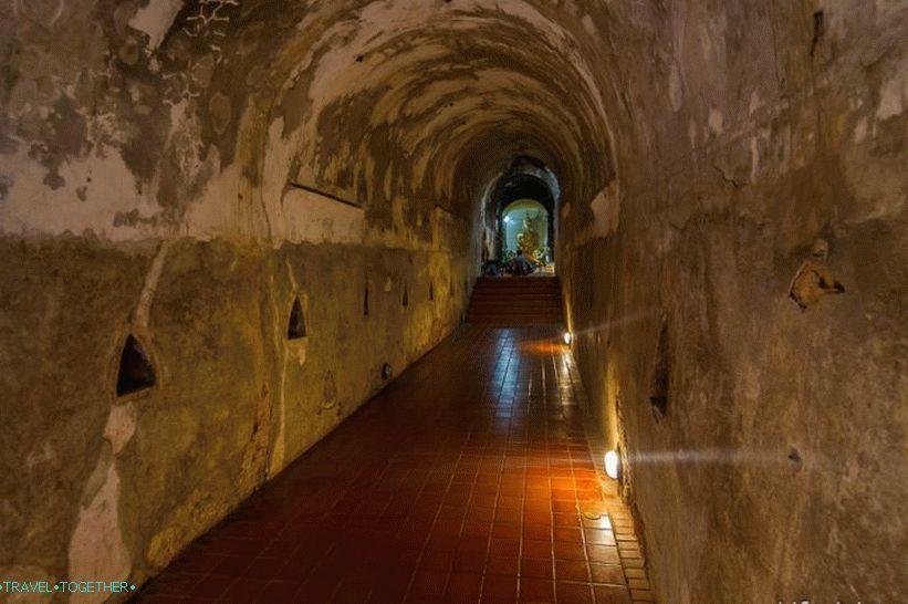 Тунел Темпле Ват Умонг (10)