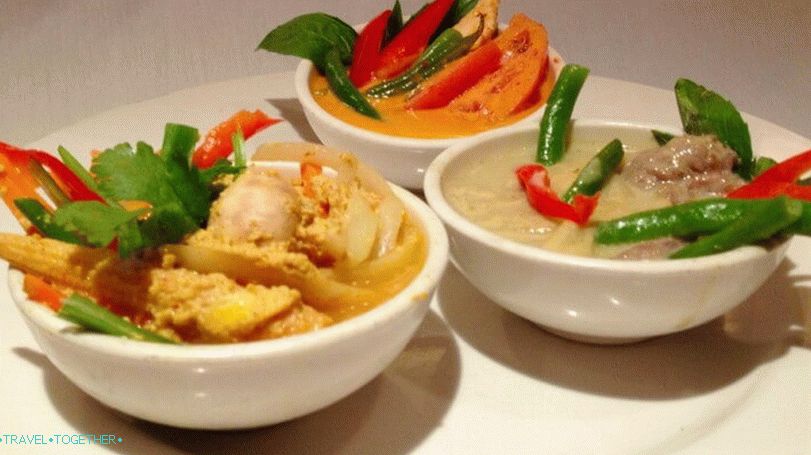 Тајландска храна - зелени, црвени и жути карри